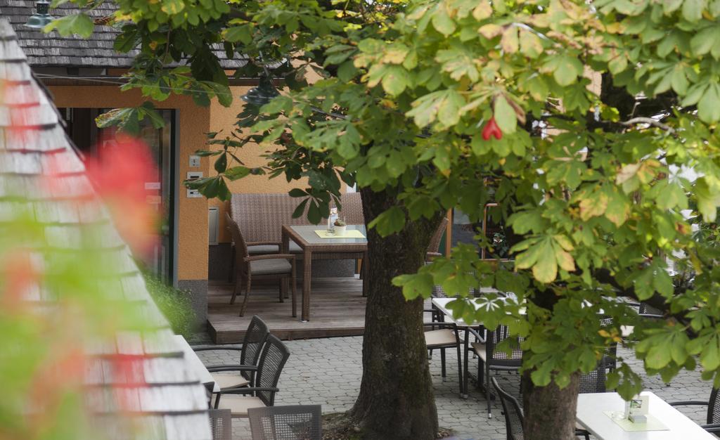 Hotel-Gasthof Beim Böckhiasl Neukirchen an der Vöckla Exterior foto